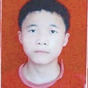 [HỒ SƠ ĐÓNG BĂNG] – Dị án Cậu bé váy đỏ Trùng Khánh (2009)